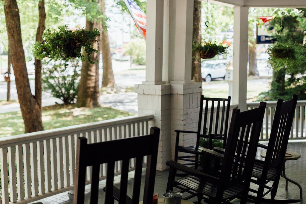 The Charleston Inn Hendersonville Nc Zewnętrze zdjęcie
